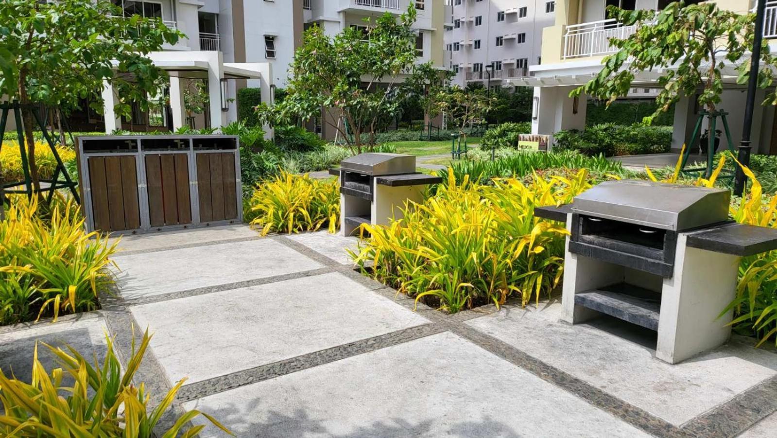The Atherton- Spacious Modern Condo Unit In Paranaque Near The Airport, Makati, Bgc And Highways Paranaque City Exterior foto